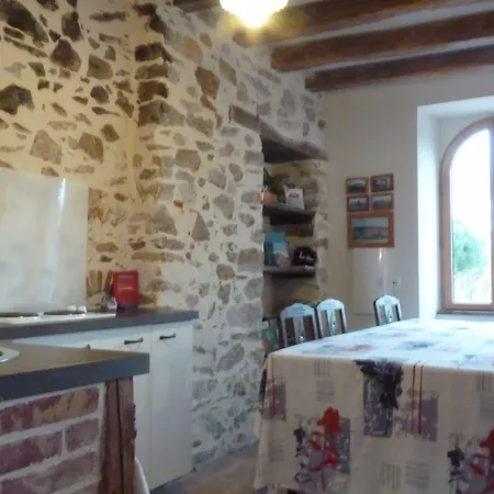 ベッド・アンド・ブレックファスト D'hotes Le Chateau Rouge Saint-Germain-sur-Moine