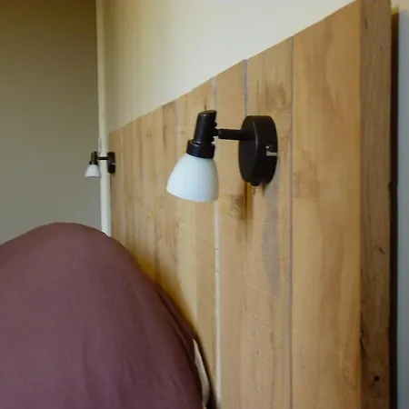 D'hotes Le Chateau Rouge Bed & Breakfast