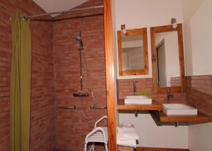 D'hotes Le Chateau Rouge Bed & Breakfast Saint-Germain-sur-Moine