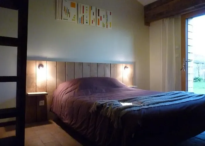 D'hotes Le Chateau Rouge