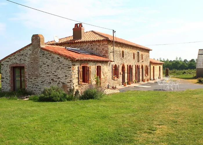 Bed & Breakfast D'hotes Le Chateau Rouge